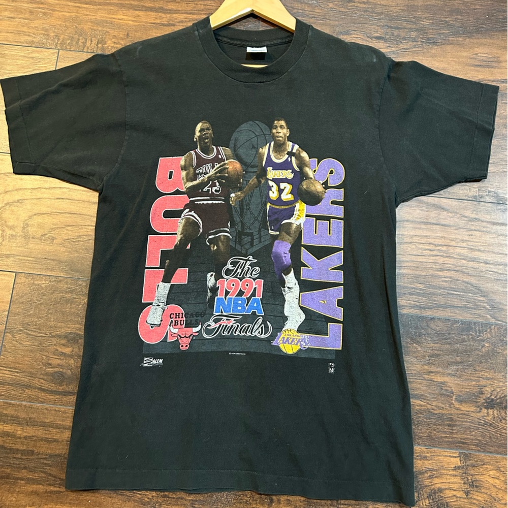 Michael Jordan Magic Johnson Chicago Bulls Los Angeles Lakers 1991 Finals Shirt